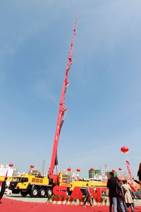 混凝土泵车是什么 中国造出世界上最长臂架泵车,为何这么厉害